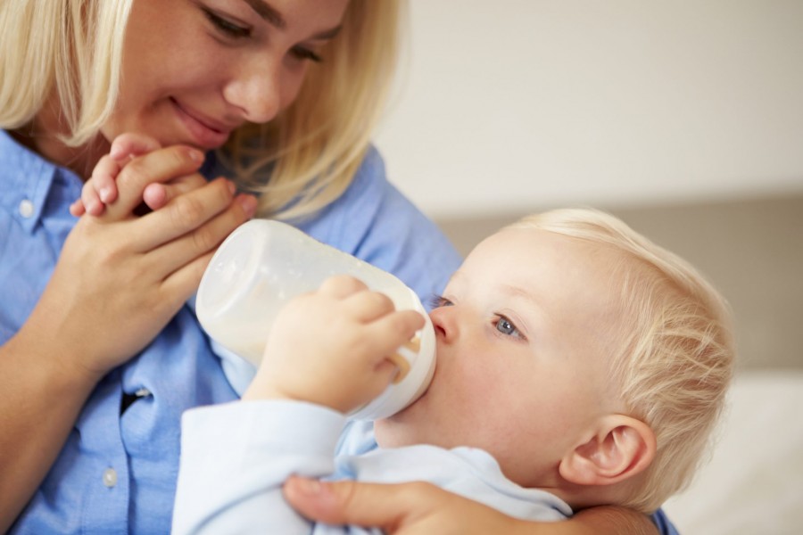 Аллергия на молоко у ребенка: симптомы,  диагностика, определение аллергена и варианты лечения