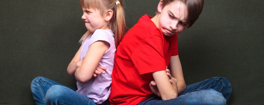 Детская ревность: советы по реакции родителей, причины и следствия возникновения деструктивного чувства