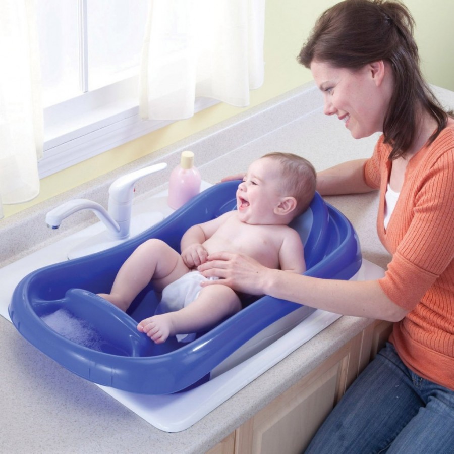 Как подмывать новорожденного - особенности и различные методы как правильно подмыть ребенка