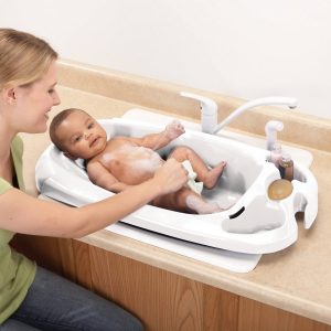 Как подмывать новорожденного – особенности и различные методы как правильно подмыть ребенка