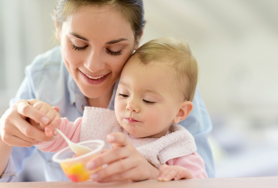 Как кормить ребенка в год и 1 месяц развитие