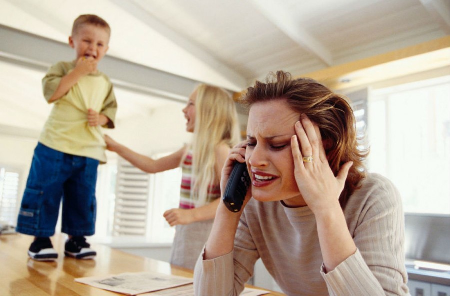 Плохое поведение ребенка - причины, правильная реакция родителей и советы как справиться