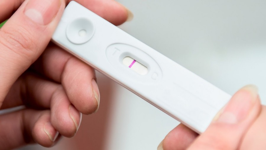 Тест на беременность: как выбрать и когда делать тестирование в домашних условиях