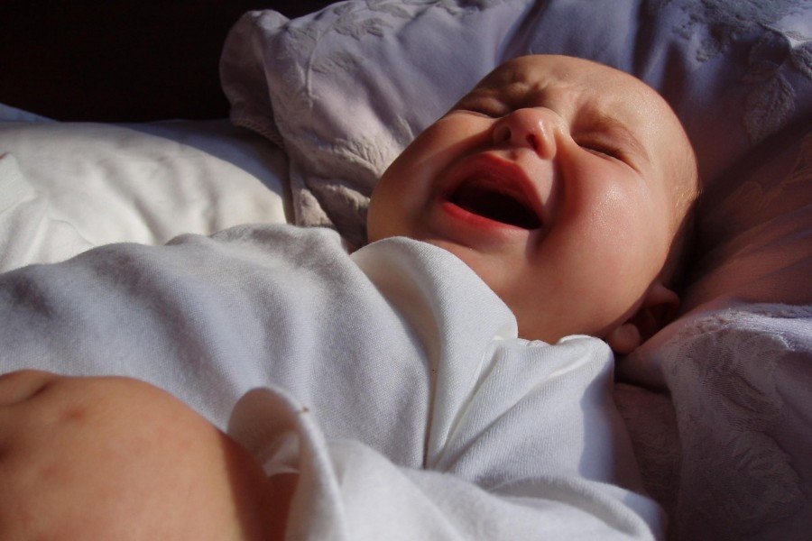 Газы у новорожденного: причины образования газов и эффективные способы помощи