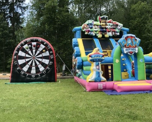 Аренда и прокат аттракционов на мероприятия: как выбрать правильно, не переплатить и не испортить праздник